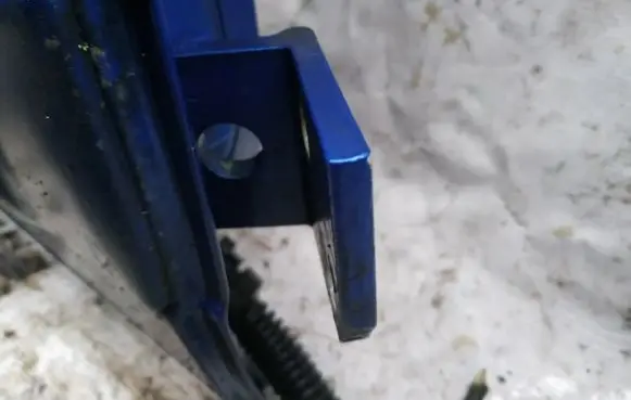 Citroen Xsara Rear door lower hinge