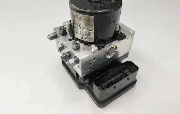Renault Megane III ABS Pump 476601563R 10021204664