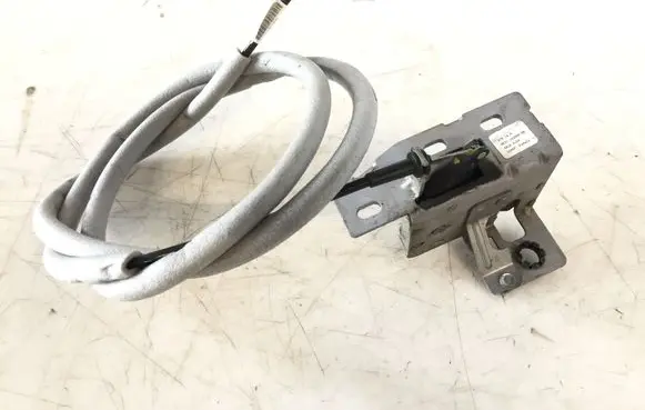 Loading door lock