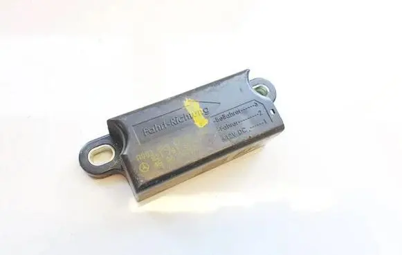Mercedes-Benz E W211 Airbag deployment crash/impact sensor A0038200726 82176166-4
