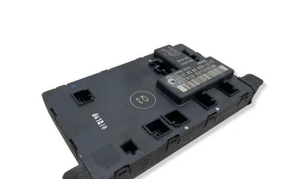 Mercedes-Benz SLK R171 Door control unit/module 1718200626