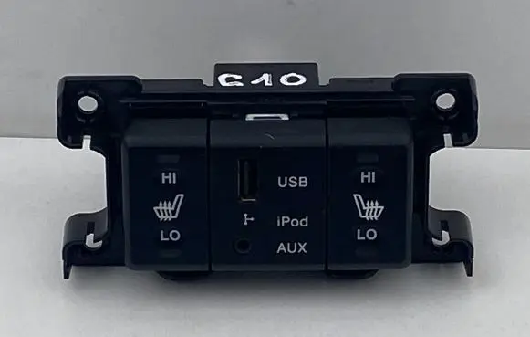 Hyundai Santa Fe USB socket connector 961202B000 202008220 202008452