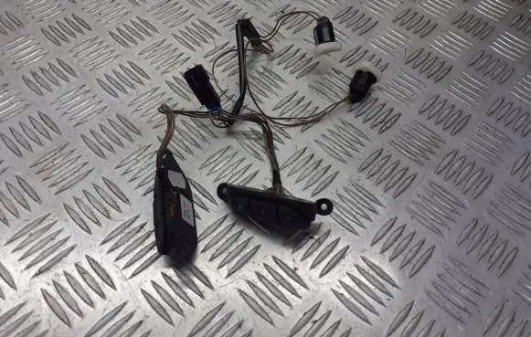 Opel Omega B2 Steering wheel buttons/switches 