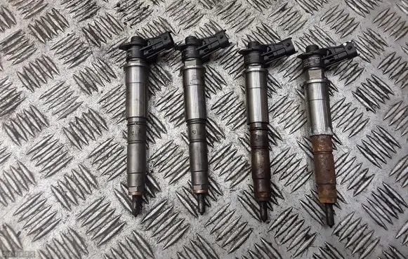 Renault Scenic III - Grand scenic III Fuel injector 954766 H82828929
