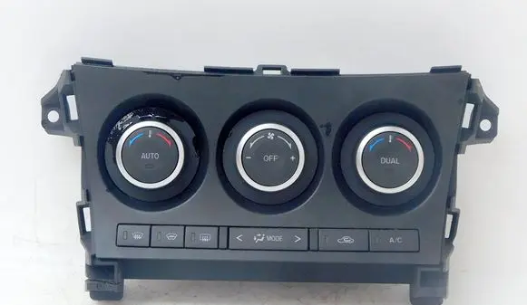Mazda 3 II Climate control/heater control trim BHC461190 194378