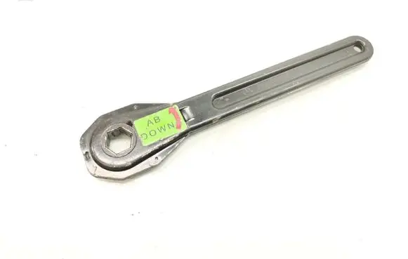 Opel Combo C Tool set 4145810049