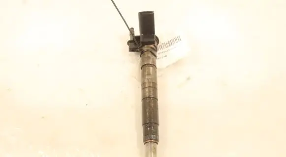 BMW 1 E81 E87 Fuel injector 0445116001