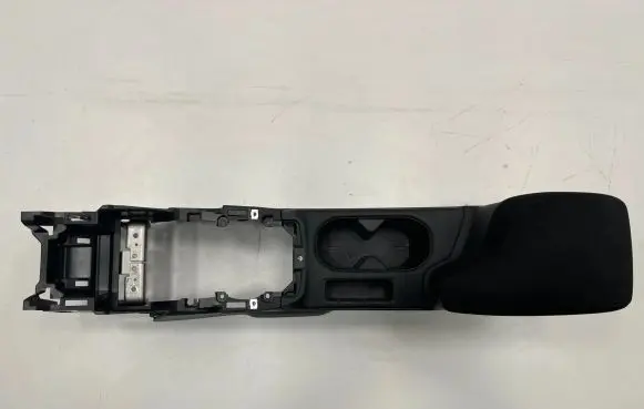 Nissan Leaf II (ZE1) Center console 969935SH1A