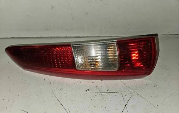 Volvo V70 Rear/tail lights 9154493