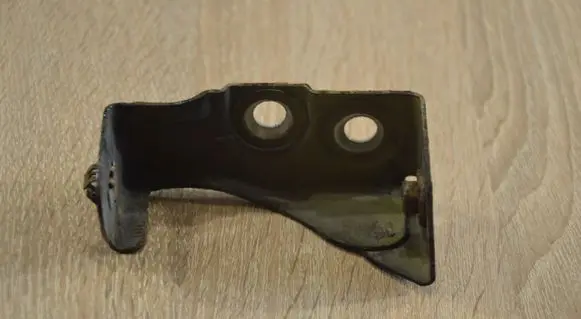 Chevrolet Cruze Fender mounting bracket