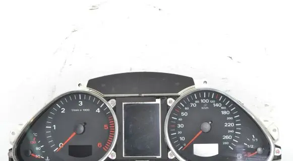 Speedometer (instrument cluster)