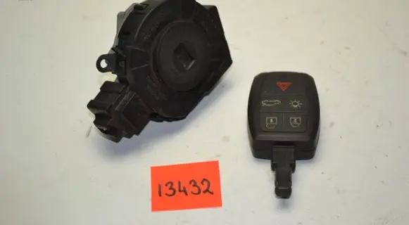 Volvo S40 Ignition lock 31252481