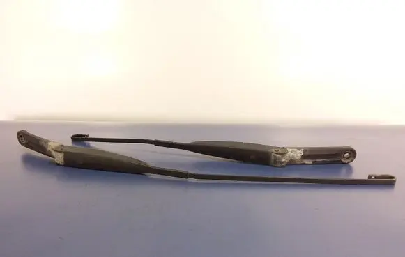 Fiat Panda 141 Front wiper blade arm