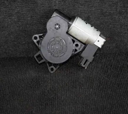Mazda 6 Rear door window regulator motor GJ6A5858X