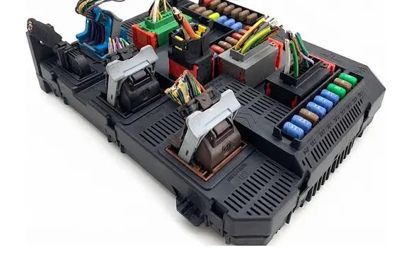 Peugeot 308 SW Other control units/modules 9807054180