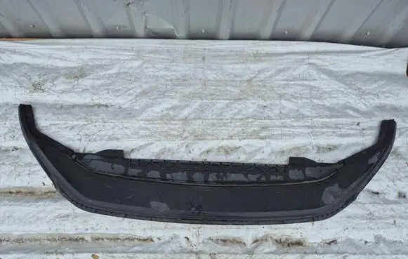 Volkswagen Golf VII Front bumper lip G16908009