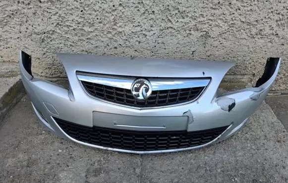 Opel Astra J Front bumper 
