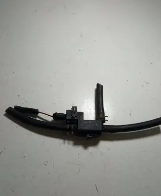 Volvo S40, V40 Turbo solenoid valve 9473212 00T228 72224005