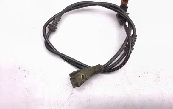 Mercedes-Benz GLK (X204) Brake pads wear sensor A2045408605