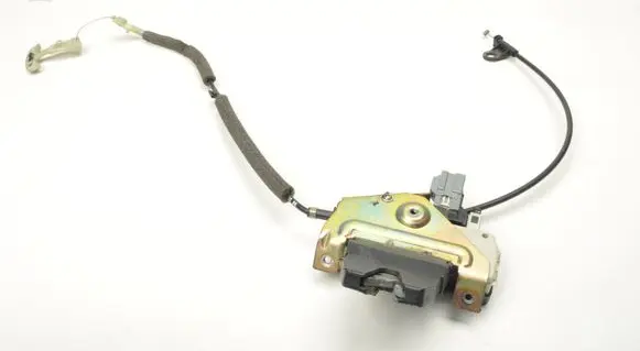 Volvo S60 Tailgate lock latch 30634562