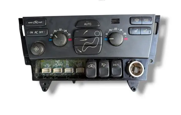 Volvo XC70 Air conditioning/heating control unit 30746022