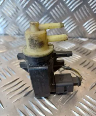 Volkswagen PASSAT B6 Turbo solenoid valve 1K0906627A 07T055 071055