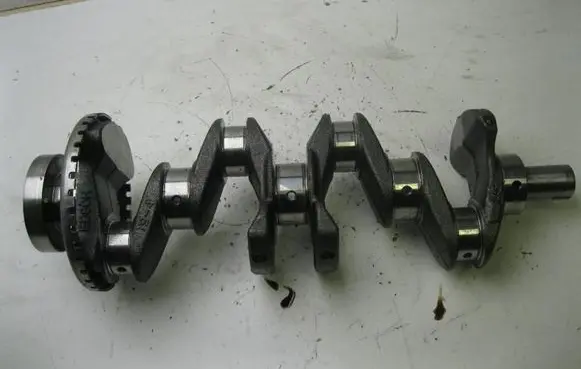 Nissan Juke I F15 Crankshaft ED80H194 BV306