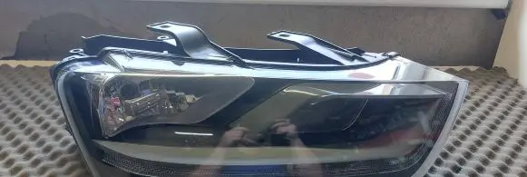Audi Q3 8U Headlight/headlamp