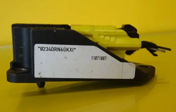 Skoda Fabia Mk2 (5J) Airbag deployment crash/impact sensor 6Q0909606K