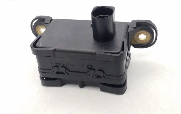 Volkswagen Touareg II ESP acceleration yaw rate sensor 7P0907652 10170106593