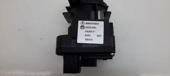 Mercedes-Benz A W169 Light switch A1695451004