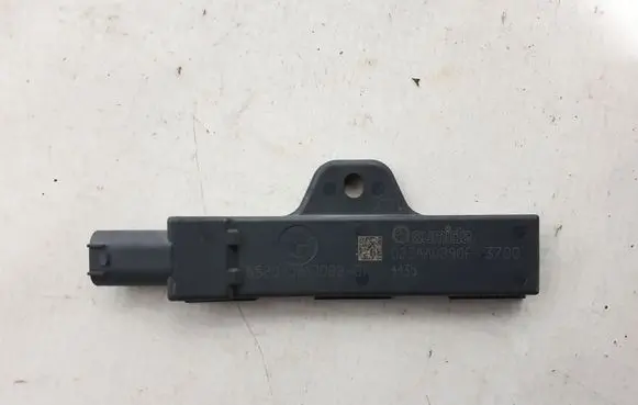 BMW i5 G60 Aerial antenna amplifier 5A1D082