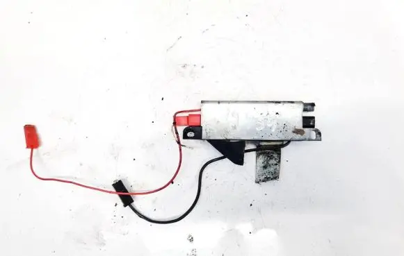 Audi 80 90 S2 B4 Antenna control unit 893035225G