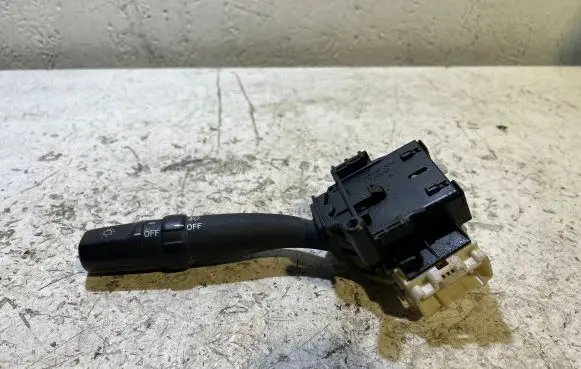Toyota Corolla Verso AR10 Indicator stalk 173650