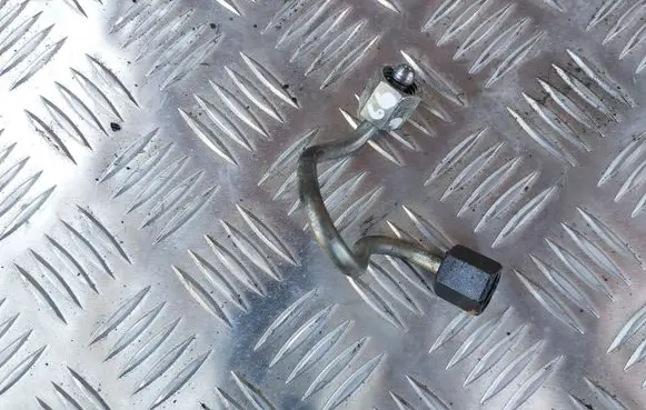 Hyundai Tucson TL Fuel injector supply line/pipe 