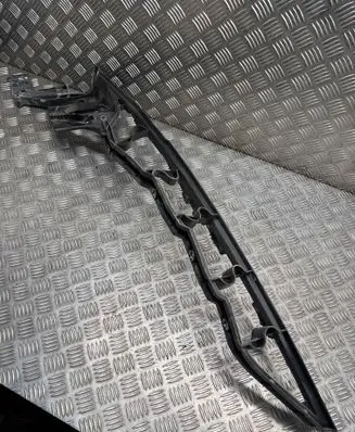 BMW X5 E70 Fender mounting bracket 7157989
