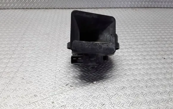 Audi A3 S3 8L Horn signal
