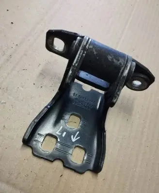 Jeep Grand Cherokee (WK) Front door lower hinge 55394220AA