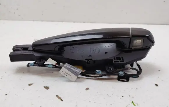 BMW X5 E70 Rear door exterior handle 7184661