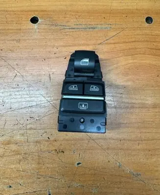 BMW 7 F01 F02 F03 F04 Electric window control switch 9204862 11009E04 11030310000822