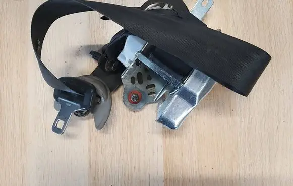 KIA Rio Front seatbelt 888801W600