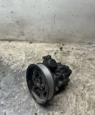 Volkswagen PASSAT B5 Power steering pump