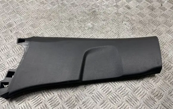 (B) pillar trim (bottom)
