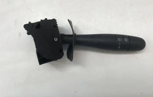 Dacia Sandero Wiper control stalk 820375336 10B5CCR2 34591801AM