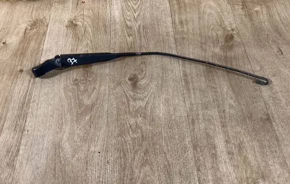 Hyundai Coupe Rear wiper blade arm N9554KWB