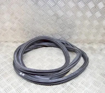Volkswagen Golf VII Rubber seal rear door 5G6867913B