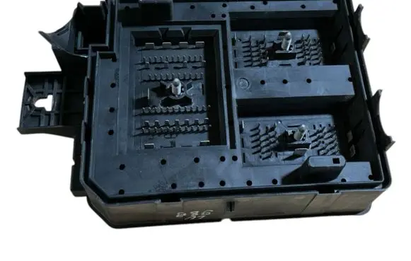 Opel Mokka Fuse box set 95263744 0000264 30959L