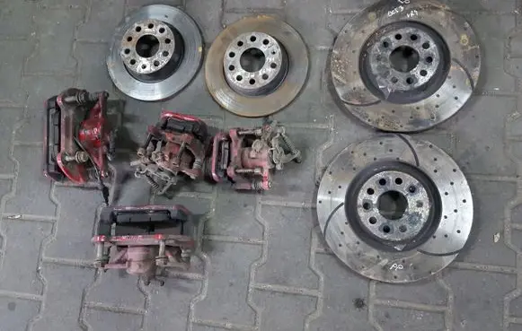 Skoda Octavia Mk2 (1Z) Brake discs and calipers set 340MM