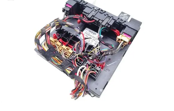 Volkswagen PASSAT B6 Comfort/convenience module 3C0937049AE F005V00631