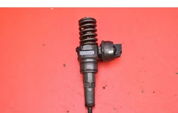 Fuel injector
